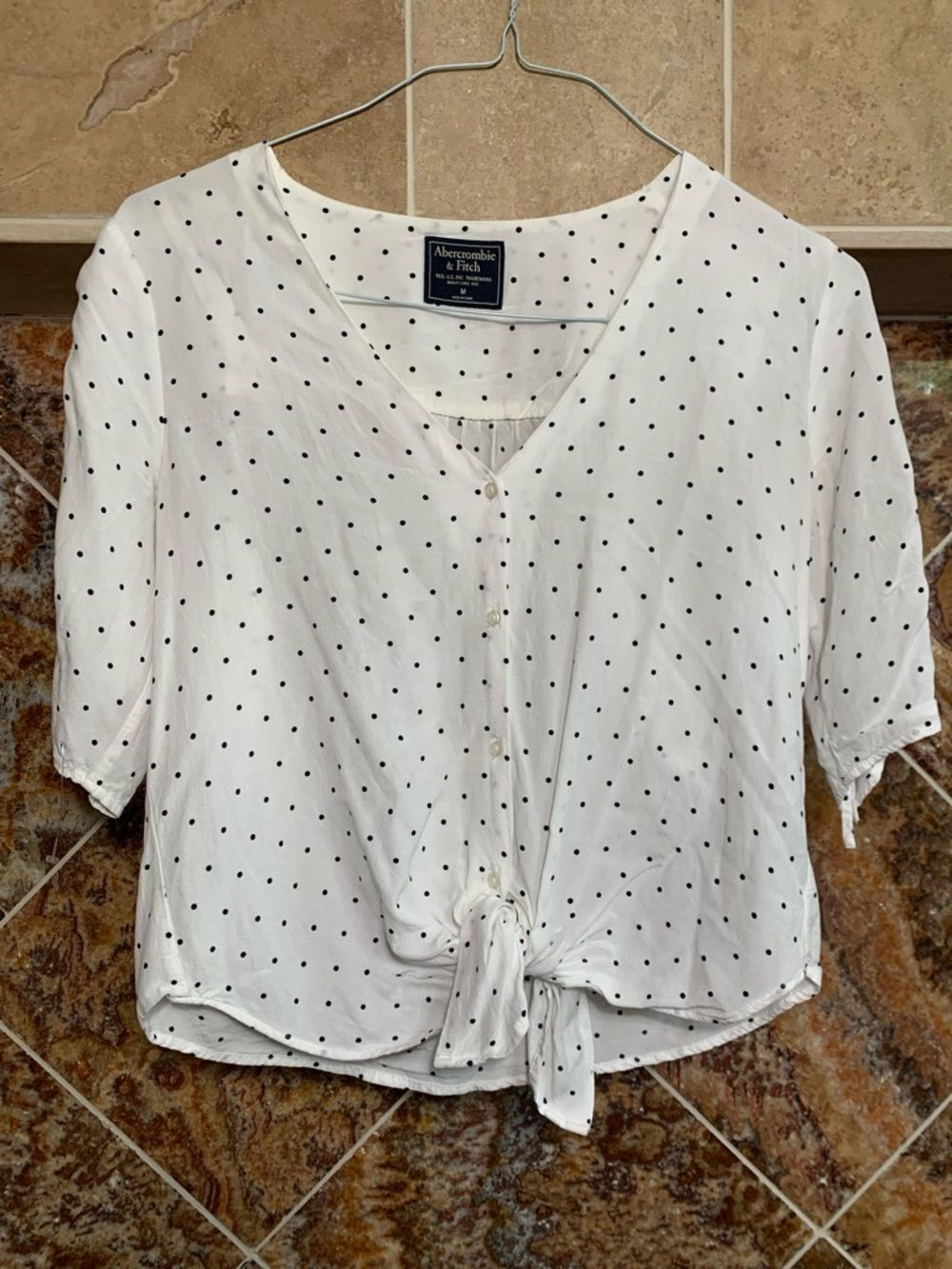 Abercrombie & Fitch White Polka Dot Tie Front Crop Top 3/4 Sleeve Size Medium
